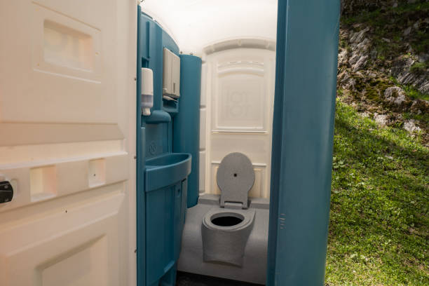 Portable bathroom rental in Highspire, PA